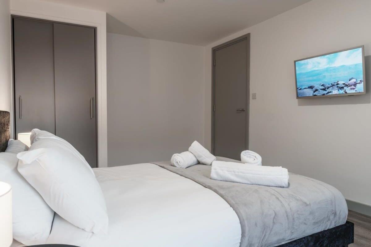 Modern 1 Bed Apartment In Liverpool Centre Exterior photo